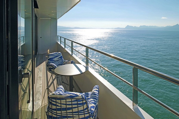 Emerald Cruises, Emerald Sakara, Deluxe Balcony Suite 3.jpg